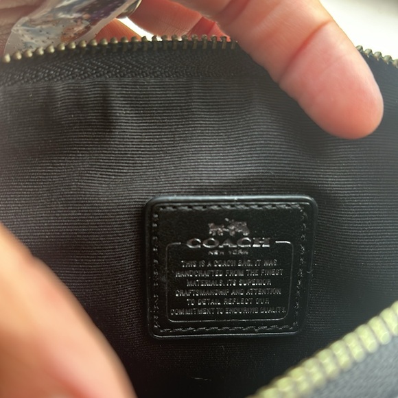 Black Coach Wristlet New with original Box - Picture 13 of 13